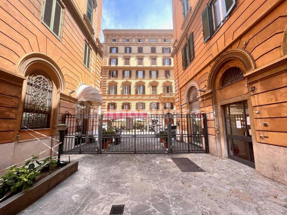 Ricettiva Risorgimento San Pietro E Musei Vaticani Roma Exterior foto