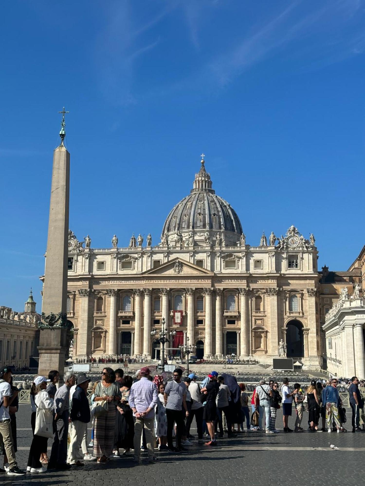 Ricettiva Risorgimento San Pietro E Musei Vaticani Roma Exterior foto